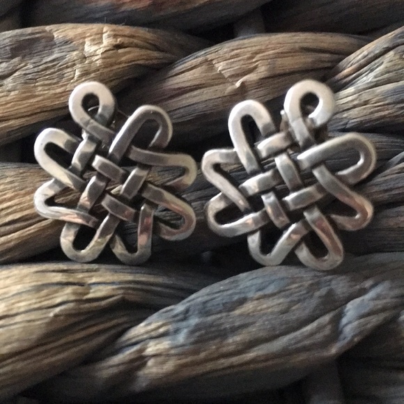 925 Sterling Silver Celtic Knot Pierced Earrings - Picture 2 of 4